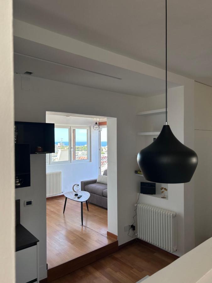 Isola Rovi Apartment Бари Екстериор снимка